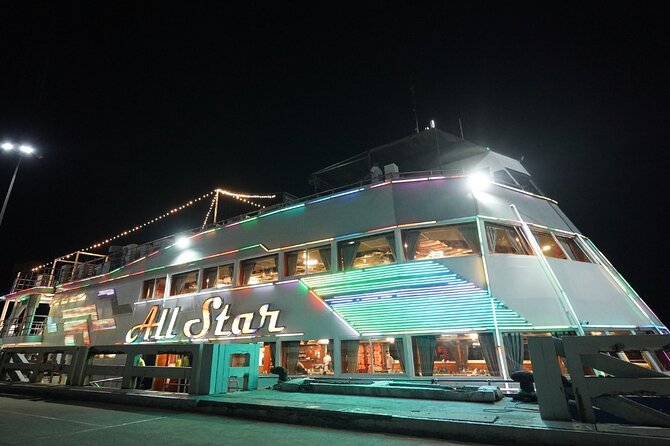 All Star Dinner Cruise with Cabaret Show in Pattaya - The buffet: plenty of choice, but quality may vary