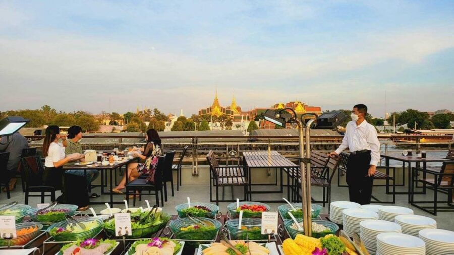Bangkok: Calypso Cabaret & Dinner Cruise with Hotel Transfer - Who Will Enjoy This Bangkok Evening?