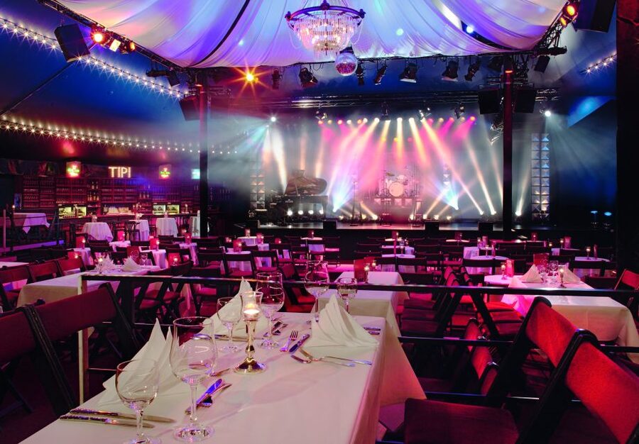 Berlin: Cabaret – The Berlin Musical at Tipi am Kanzleramt - What German speakers and international visitors should expect