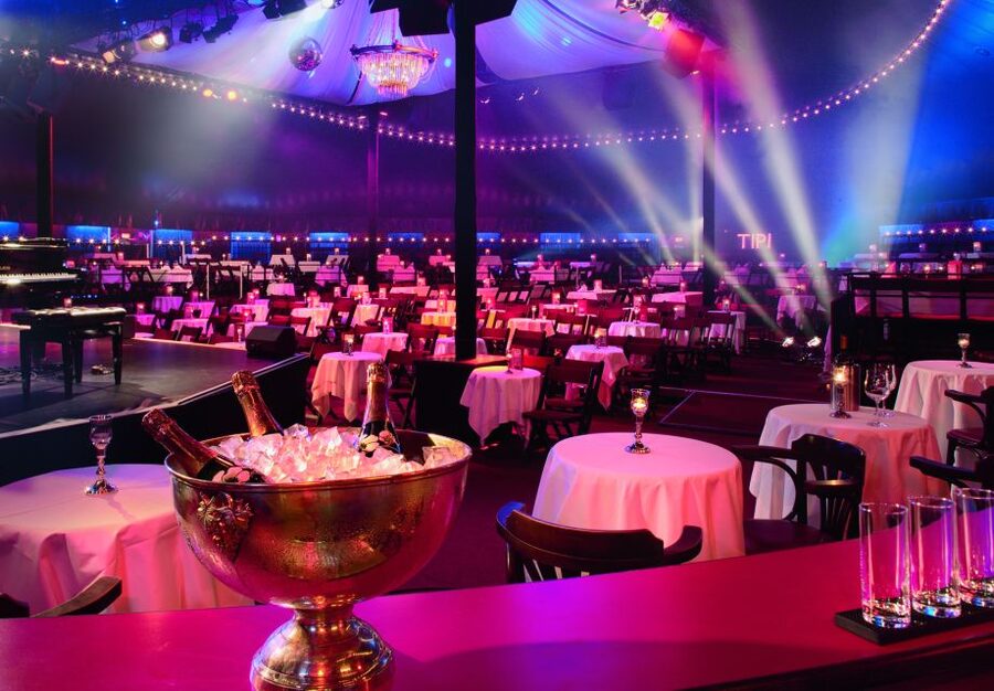 Berlin: Cabaret – The Berlin Musical at Tipi am Kanzleramt - Who should book Cabaret at Tipi am Kanzleramt?