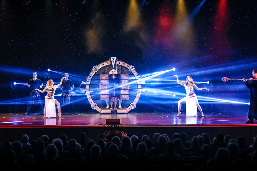 Branson: Hamners' Unbelievable Variety Show Entry Ticket - Dance gives the show a polished visual break