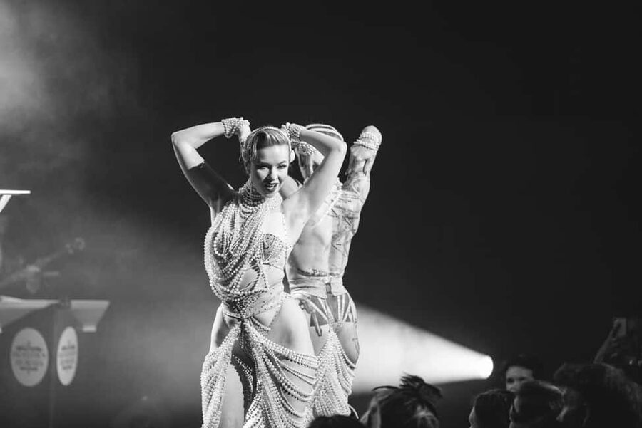 Burlesque Dinner Club in Vienna - Who will enjoy this most?