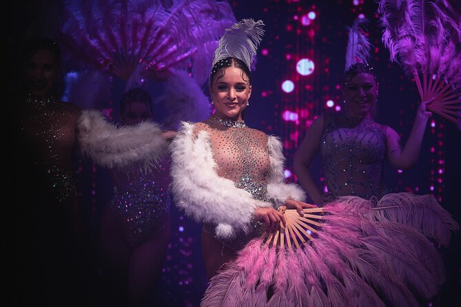 Cabaret in the Heart of Prague 2 Hours Show - A Prague night built around old-school cabaret