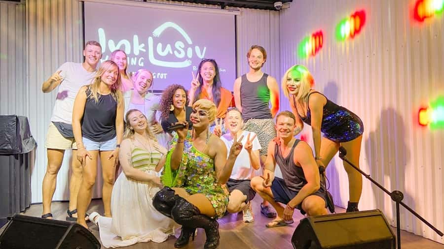 Canggu: Drag Show with Optional Dinner - A small Canggu venue with a big welcome