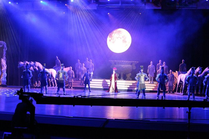 Colosseum Cabaret Show in Pattaya Entry Ticket - Timing and getting there