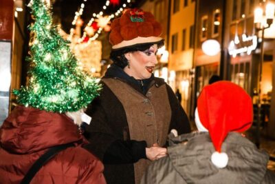 Freiburg: Christmas Drag Show Walk with Betty BBQ