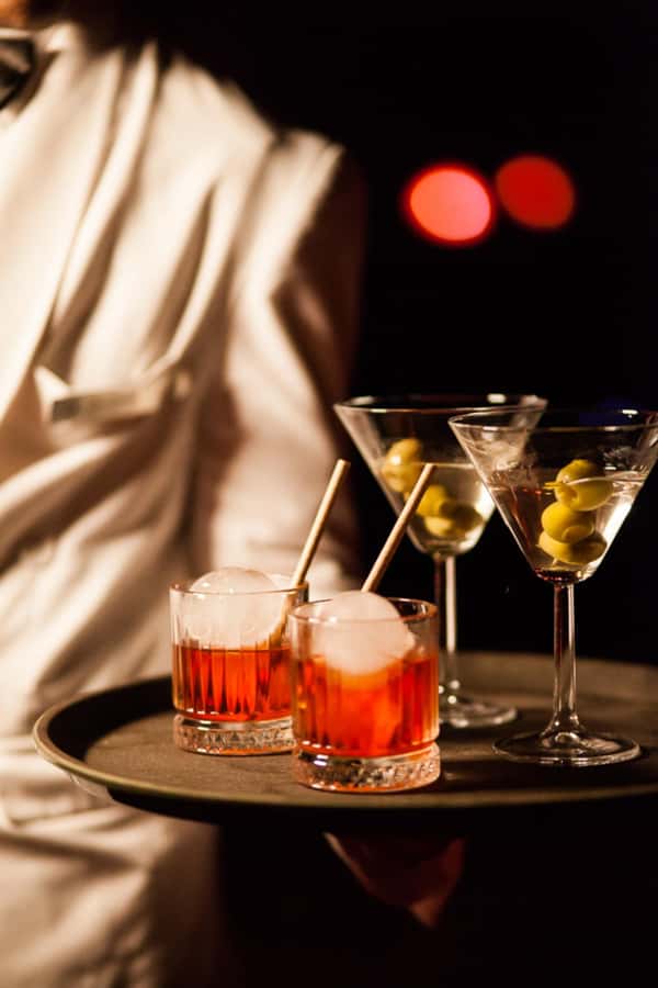 Hurghada: Naz Cabaret ticket with beverages - Drinks, food, and the price of the ticket