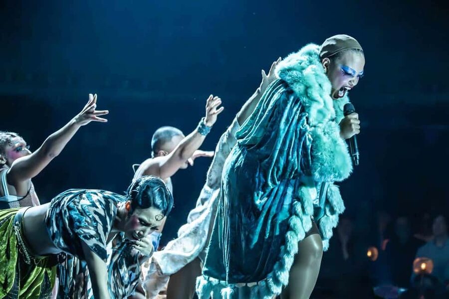 London's West End: Ticket to Cabaret at the Kit Kat Club - Practical advice for a smoother evening