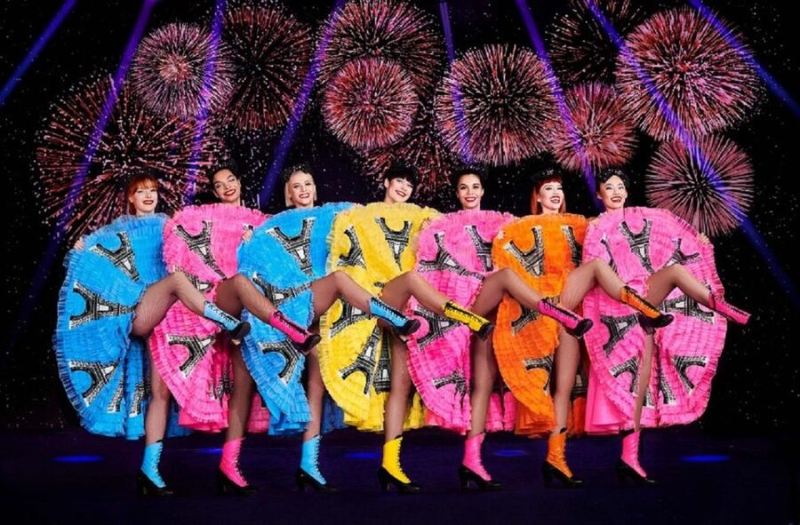 Paris: 3-Course Dinner & Show at Paradis Latin Cabaret - Practical timing and booking advice