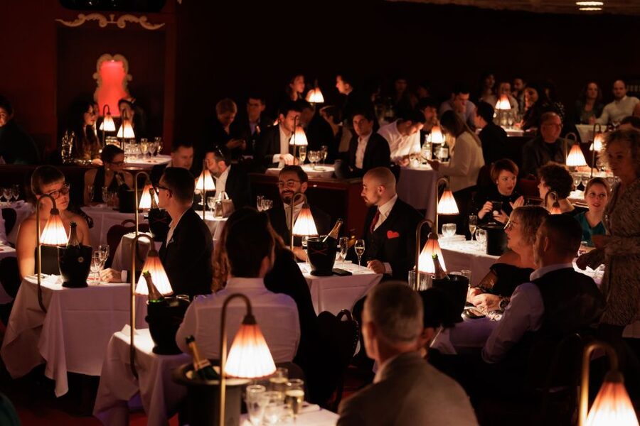 Paris: La Nouvelle Eve Cabaret Dinner Show - Key points to know before booking