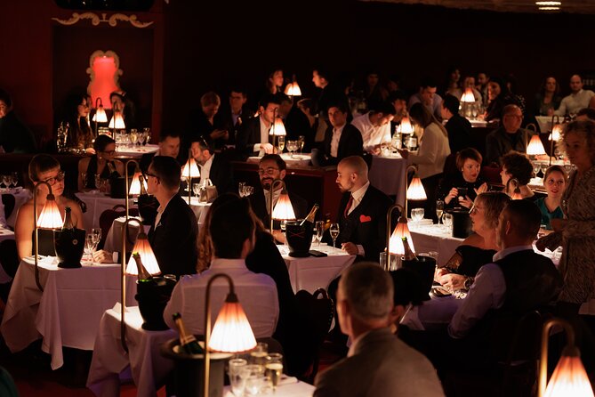 Paris La Nouvelle Eve Cabaret Show in Montmartre - Practical details that affect your night