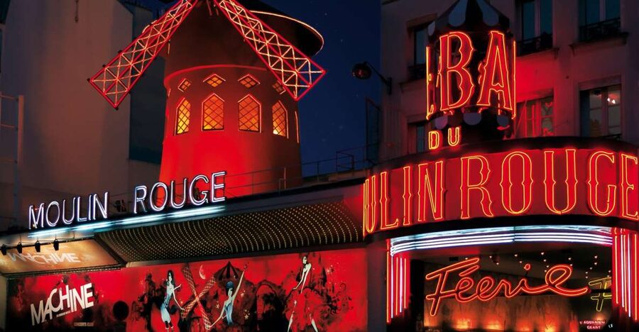 Paris: Moulin Rouge Cabaret Show Ticket with Champagne - Champagne, service, and what is included