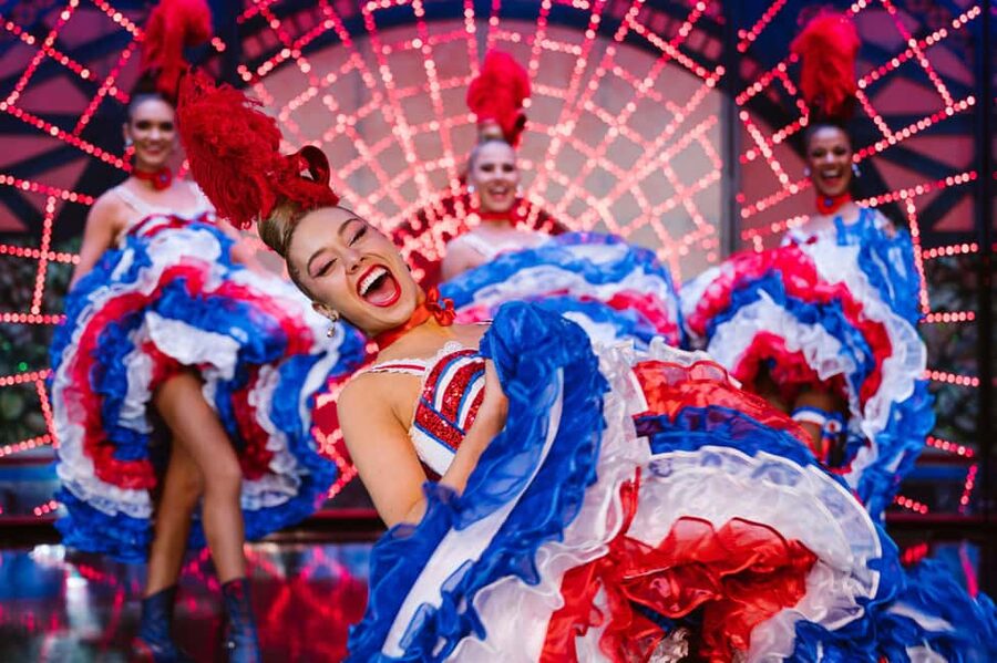 Paris: Moulin Rouge Dinner Show, Champagne, and Transport - Who should book this Paris night?