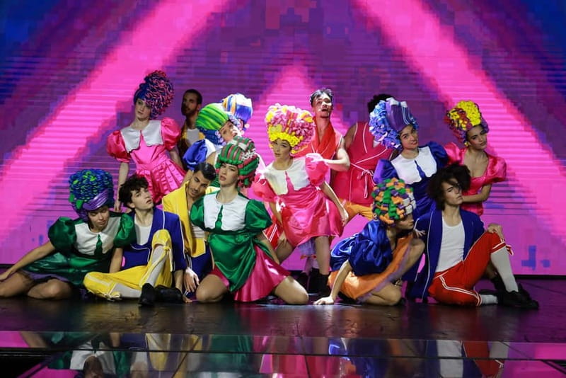 Paris: "My First Cabaret" Family Show at Paradis Latin - Arriving at Paradis Latin at 1:30 PM