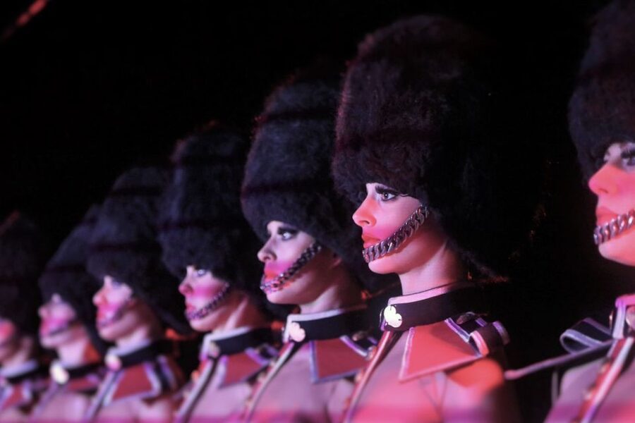 Paris: The Crazy Experience, a VIP tour of the Cabaret - What the show feels like from the inside