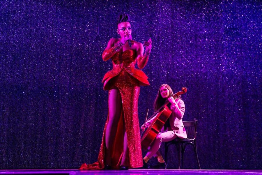 Paris: VIP Dinner and Cabaret Show at Paradis Latin - My verdict on Paradis Latin VIP dinner and show