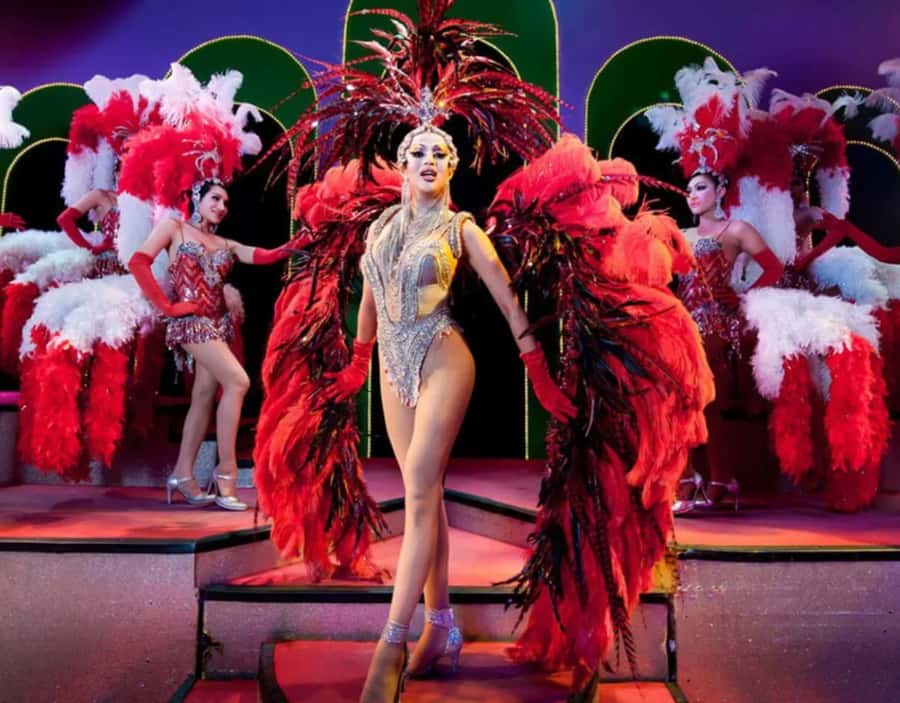Phuket Enchanting Cabaret Night Experience - Why this six-hour combination works