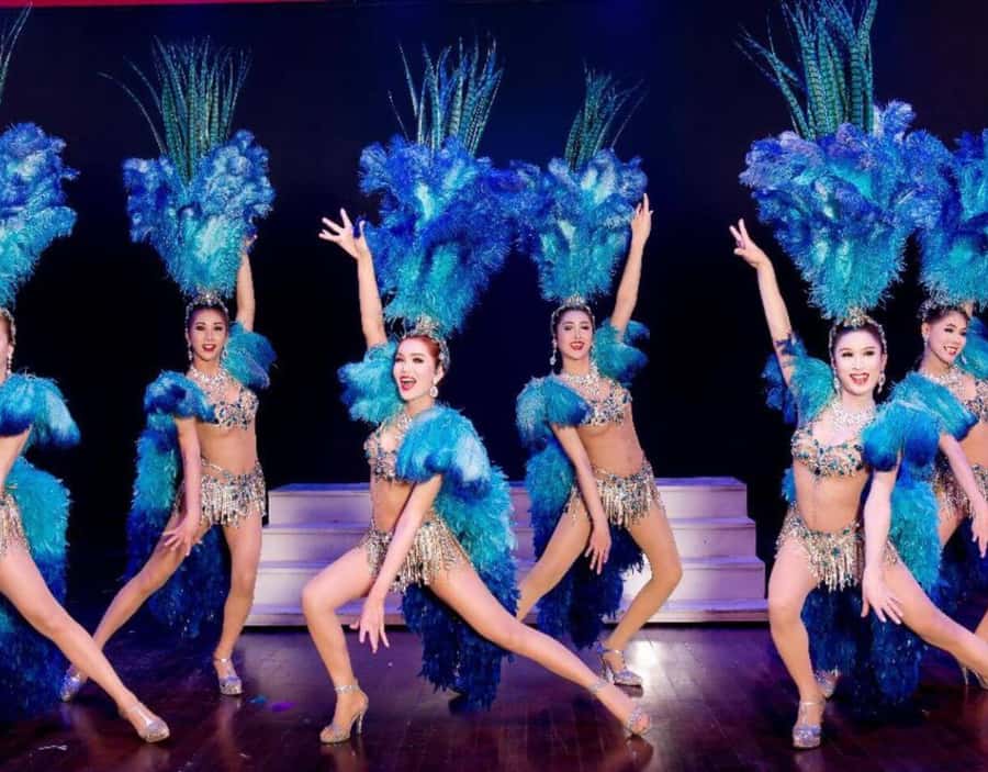 Phuket Enchanting Cabaret Night Experience - An early Thai dinner before the show