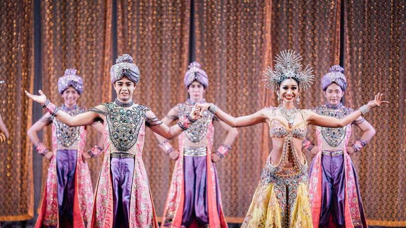 Phuket: Simon Cabaret Show Admission Ticket With Transport - A practical plan for your evening