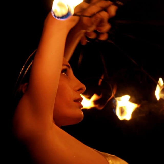 Porto: Cabaret & Pole Shows, with a Welcome Drink! - Practical rules that shape your night
