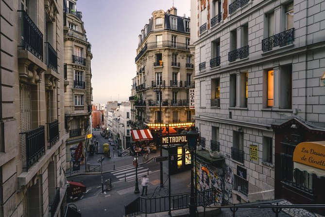 Private Tour: Montmartre Walking Tour, Dinner and Au Lapin Agile Cabaret - Starting at Sacré-Coeur in the 18th arrondissement