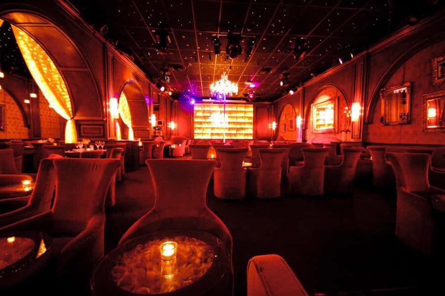 Secret Square Paris : Parisian Strip-Tease Cabaret Ticket - Dress carefully and leave the camera in your bag