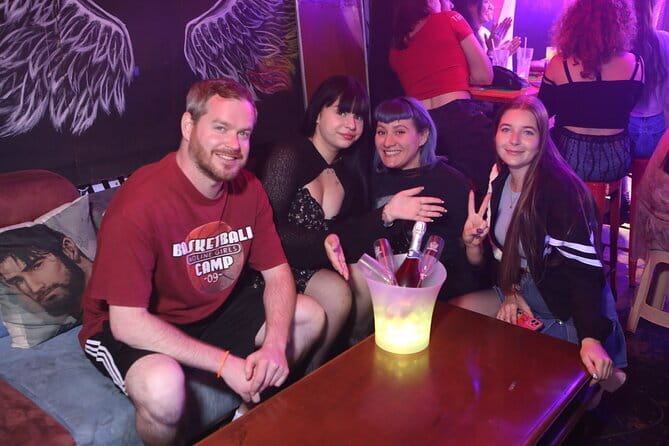Seoul: LGBTQ+ Pub Crawl and Drag Show with Local Drag Queen - Social Haven adds a more polished mood