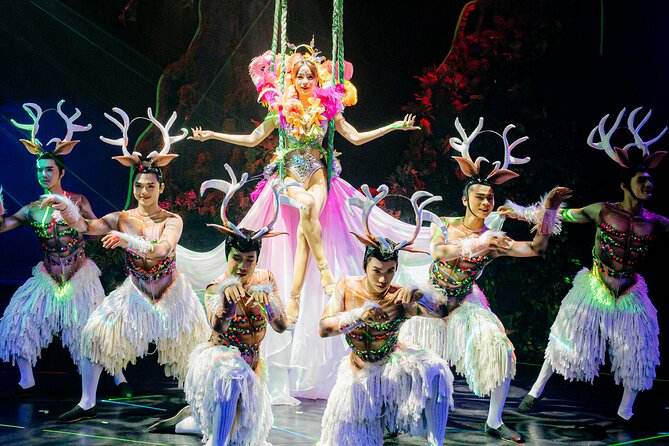 Simon Cabaret: Phuket’s Ladyboy Glamour Show - Regular seats or VIP seats?
