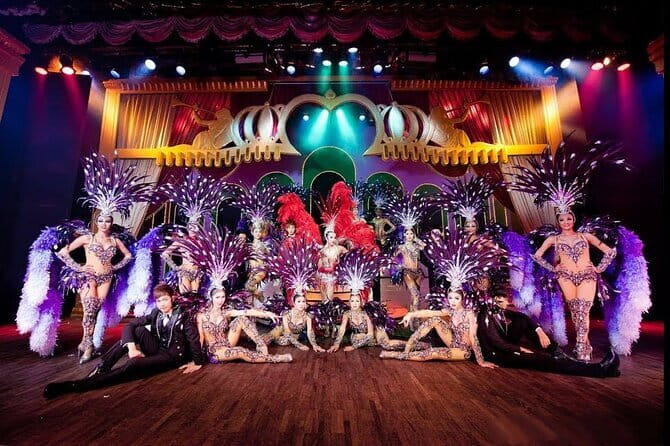 Simon Cabaret Phuket Show Admission Ticket - Entering the theater and settling into the seating