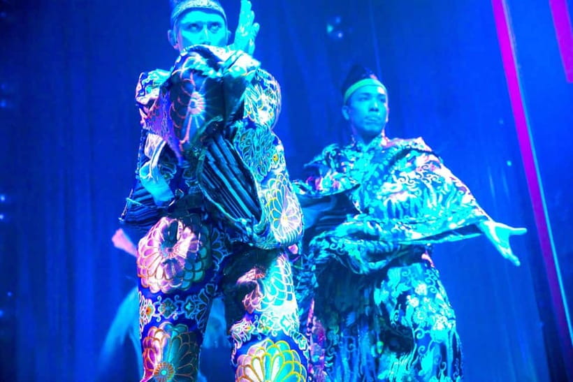 Tokyo GINZA: KONPARU Japanese Cabaret Show with Drink - Why Ginza gives KONPARU extra sparkle