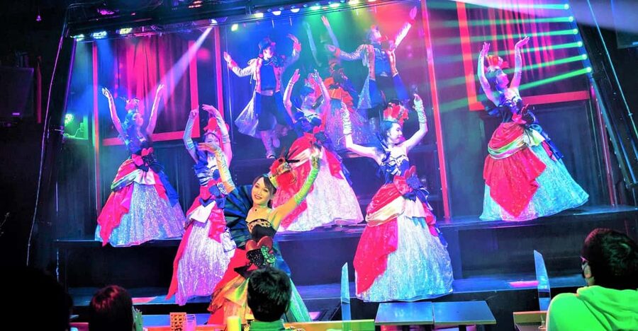 Tokyo GINZA: KONPARU Japanese Cabaret Show with Drink - The pre-show hour is part of the experience